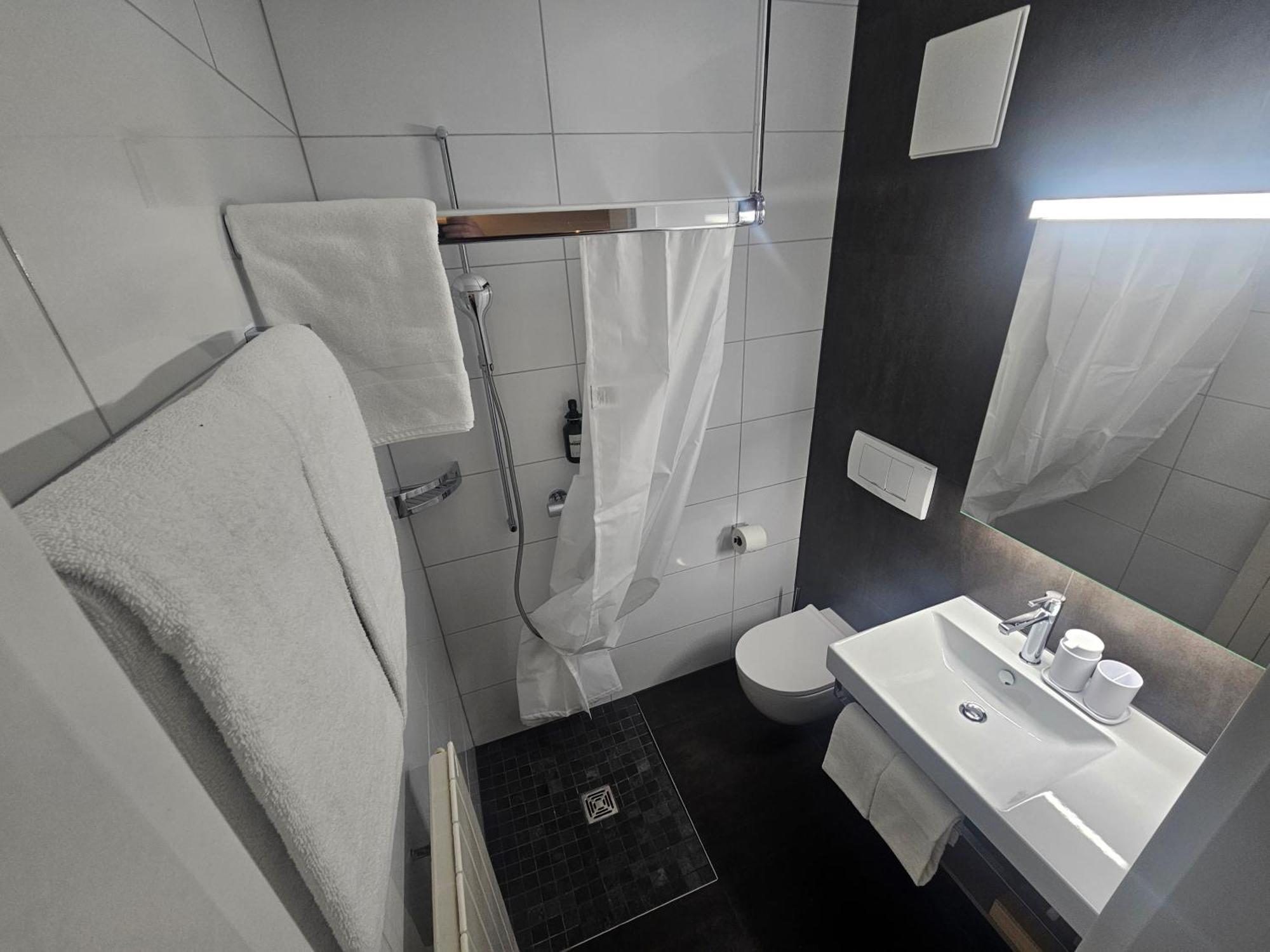 Apart-Hotel Pont-De-Thielle Gals Esterno foto